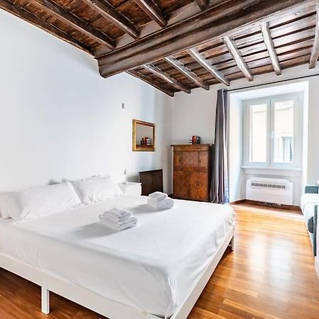Bottega Augustea Duplex Apartment In Monti Rome Exterior photo