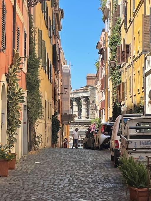 Bottega Augustea Duplex Apartment In Monti Rome Exterior photo