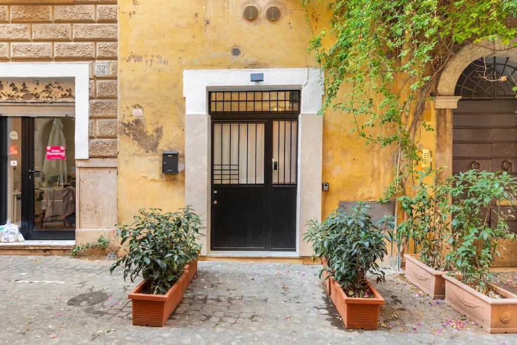 Bottega Augustea Duplex Apartment In Monti Rome Exterior photo